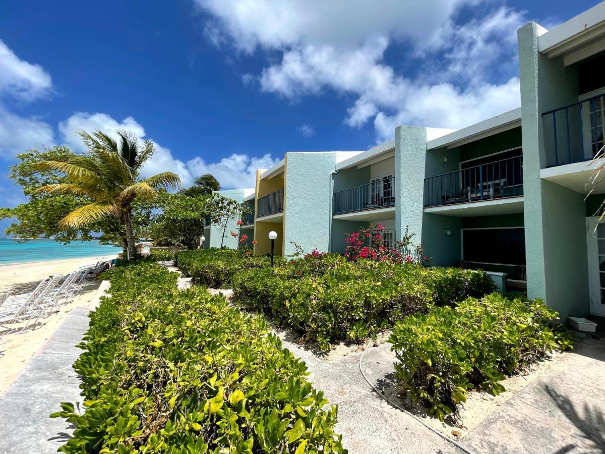 Osprey Beach Hotel Cockburn Town Esterno foto